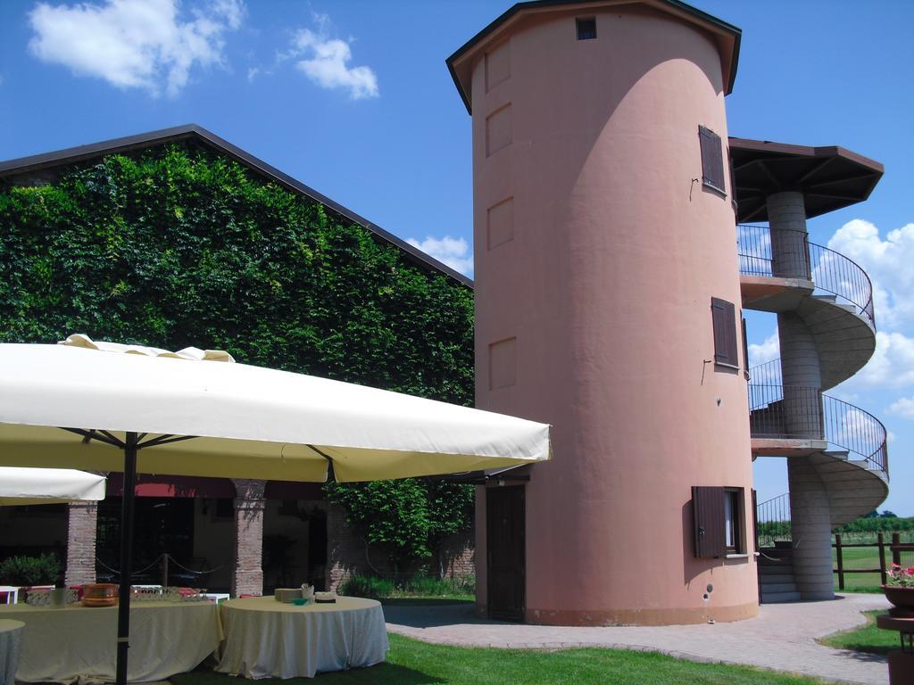 Agriturismo La Lupa Madonna della Provvidenza Kültér fotó