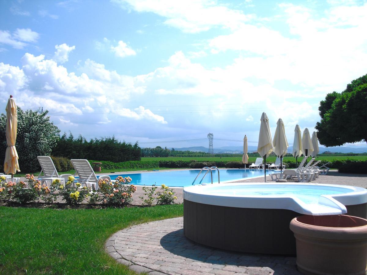 Agriturismo La Lupa Madonna della Provvidenza Kültér fotó
