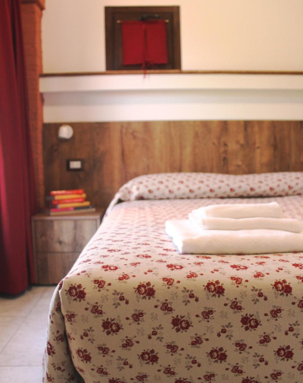 Agriturismo La Lupa Madonna della Provvidenza Kültér fotó