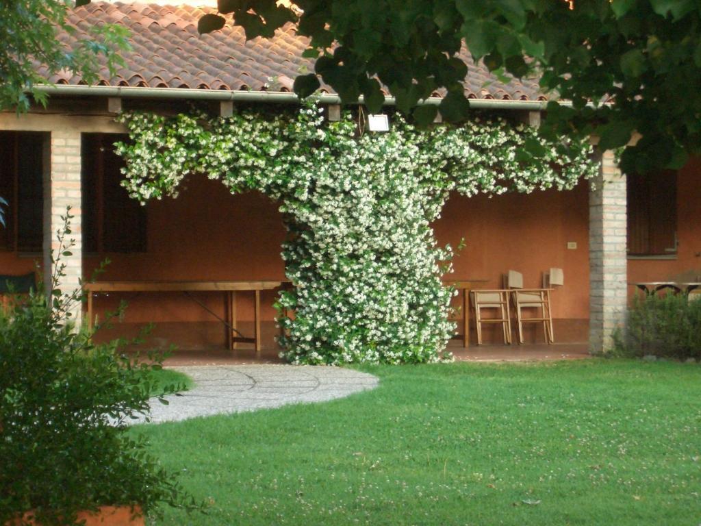 Agriturismo La Lupa Madonna della Provvidenza Kültér fotó